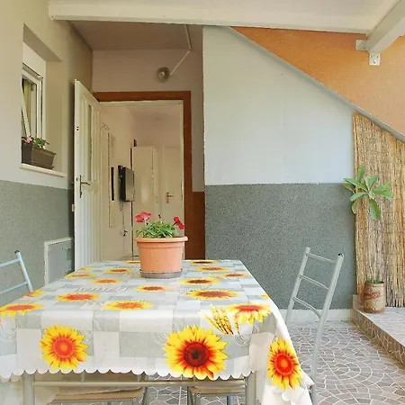 Charming Studio Near The Beach *