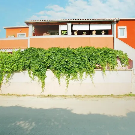 Charming Studio Near The Beach *