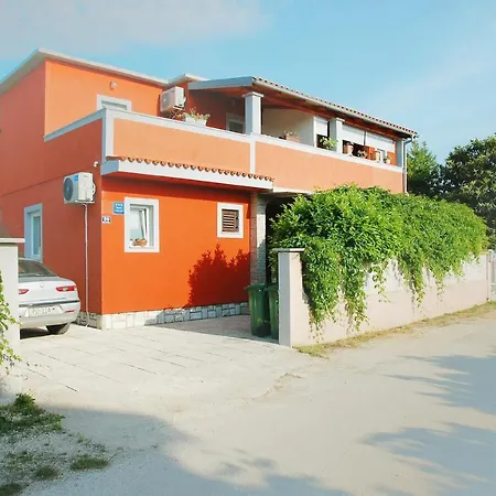 Apartmán Charming Studio Near The Beach
